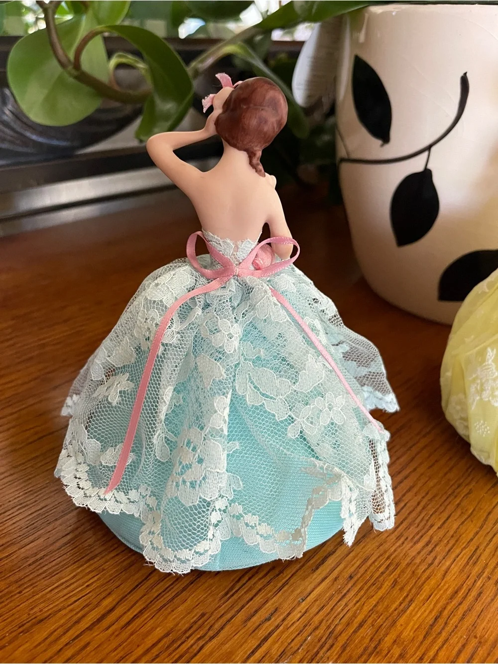 Vintage Pair of Porcelain Half-Doll Pin Cushions in Blue and Yellow